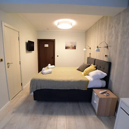 Bed & Breakfast Garni House 46