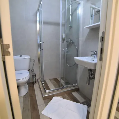 ベッド・アンド・ブレックファスト Garni House 46 ベオグラード