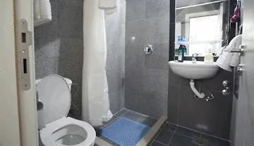 Bed & Breakfast Garni House 46 3*